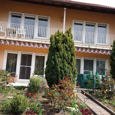 Ferienwohnung Hegenauer Zirndorf Exterior photo